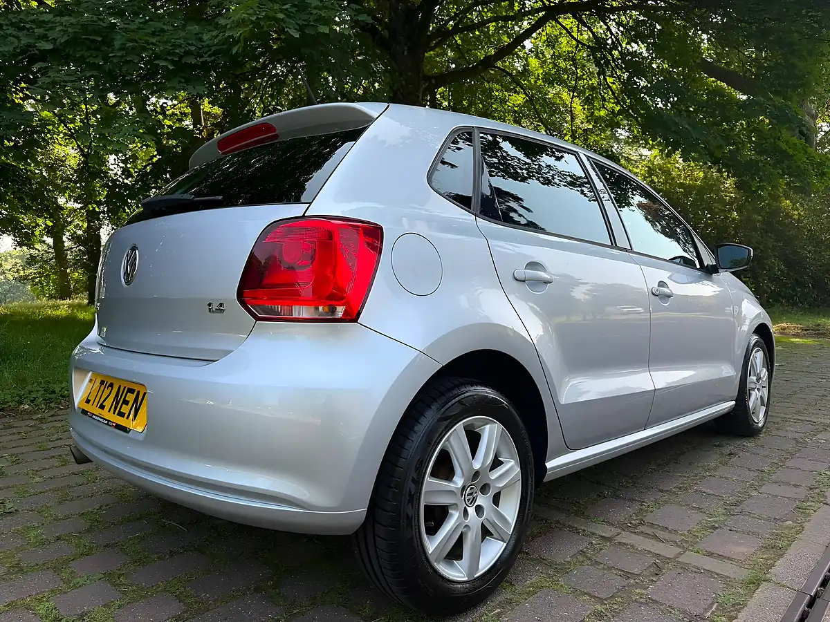 Used 2012 Volkswagen Polo Match Silver - Interior and Exterior details 3