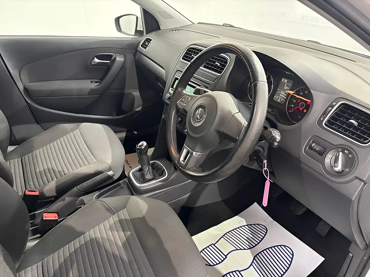 Used 2012 Volkswagen Polo Match White - Interior and Exterior details 13