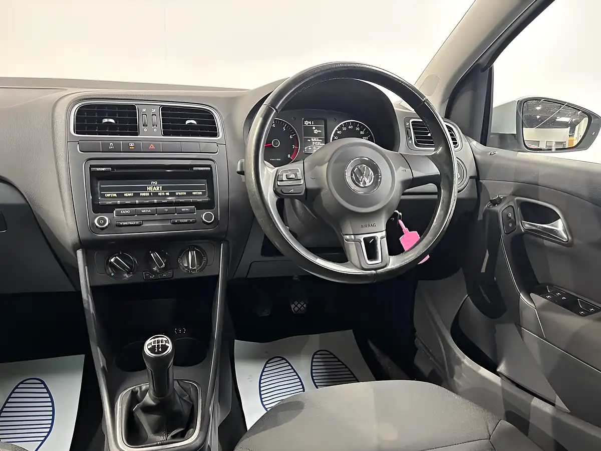Used 2012 Volkswagen Polo Match White - Interior and Exterior details 16