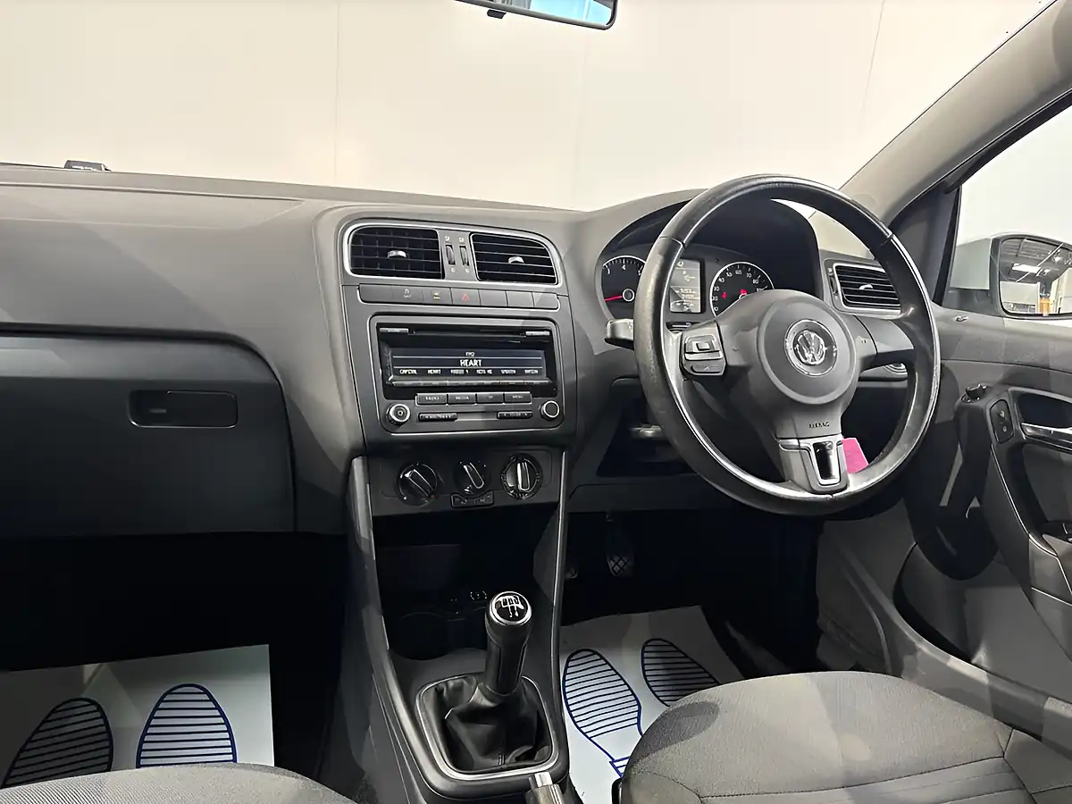 Used 2012 Volkswagen Polo Match White - Interior and Exterior details 18