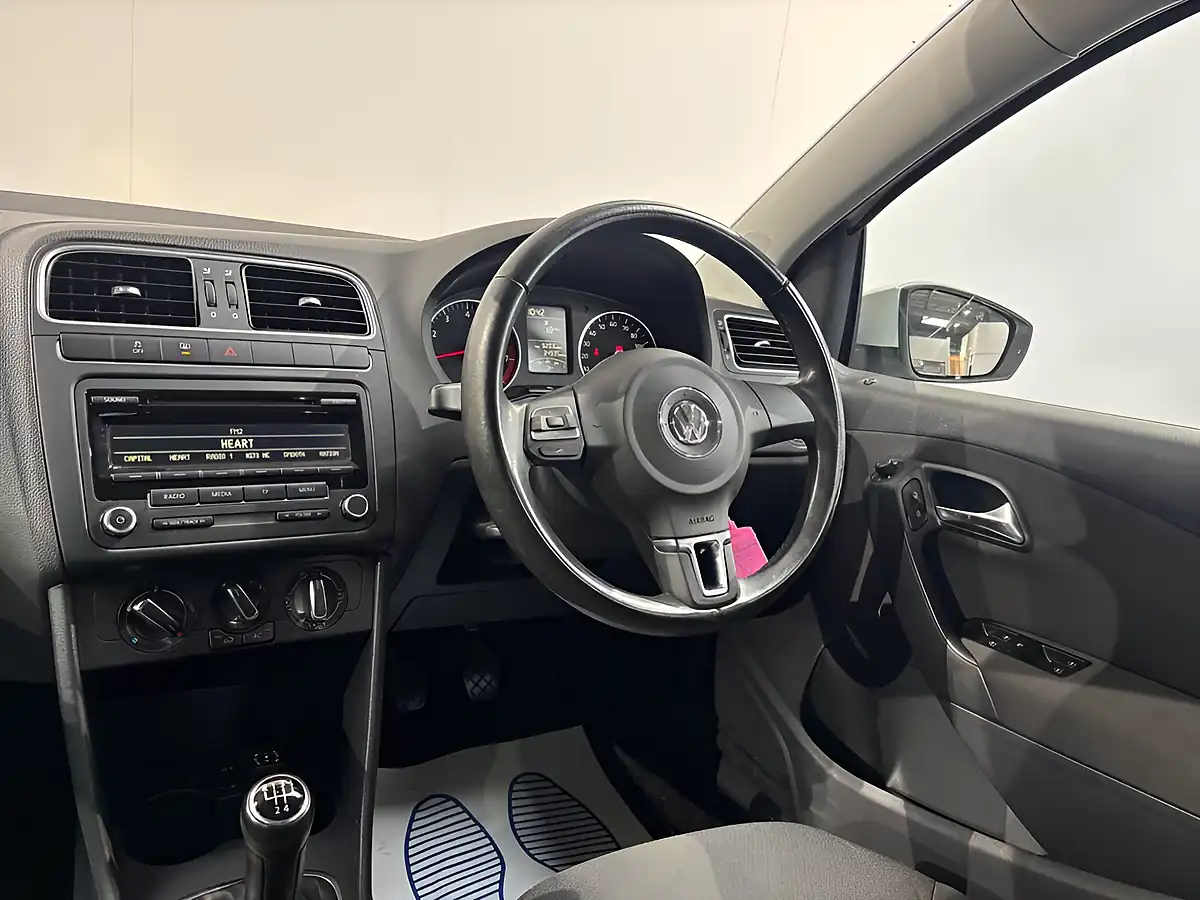 Used 2012 Volkswagen Polo Match White - Interior and Exterior details 19