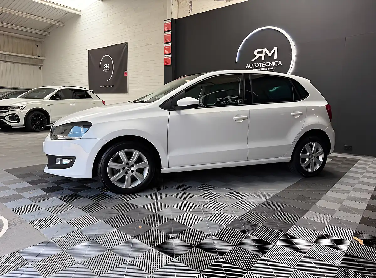 Used 2012 Volkswagen Polo Match White - Interior and Exterior details 5
