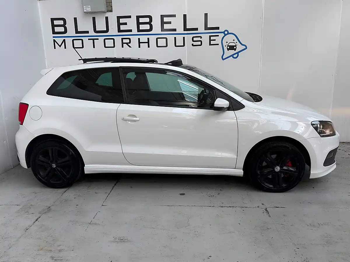 Used 2012 Volkswagen Polo R-Line Candy White - Interior and Exterior details 7