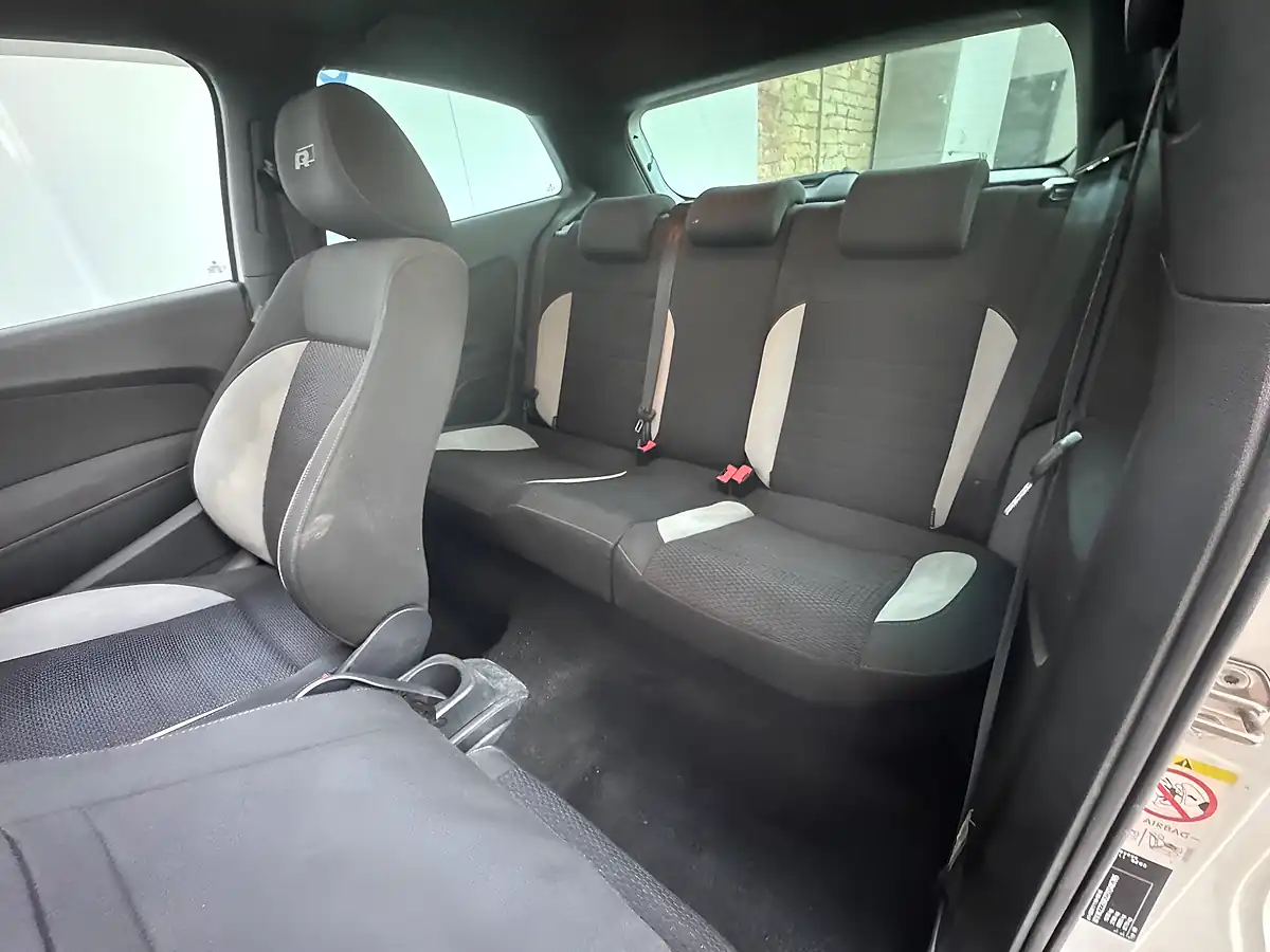 Used 2012 Volkswagen Polo R-Line Candy White - Interior and Exterior details 9