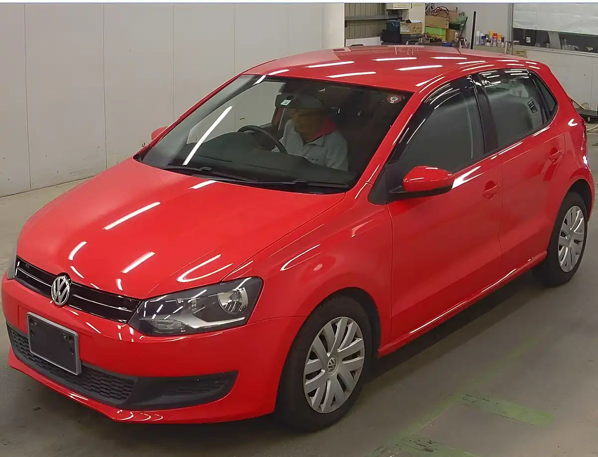 Used 2012 Volkswagen Polo Red - Interior and Exterior details 2