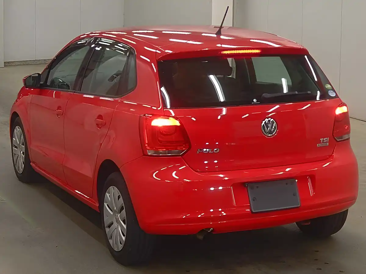Used 2012 Volkswagen Polo Red - Interior and Exterior details 3