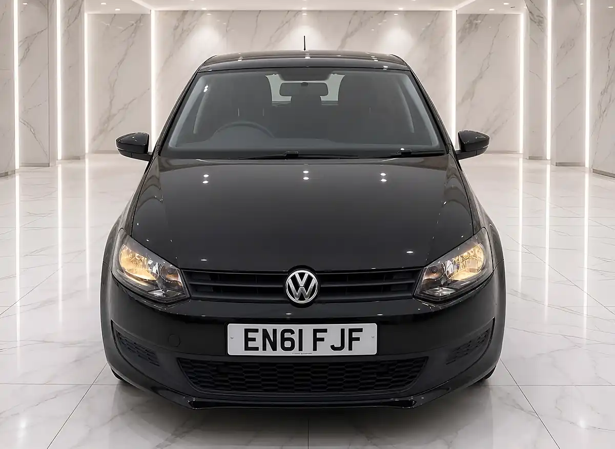 Used 2012 Volkswagen Polo S Euro 5 Black Metallic - Interior and Exterior details 2