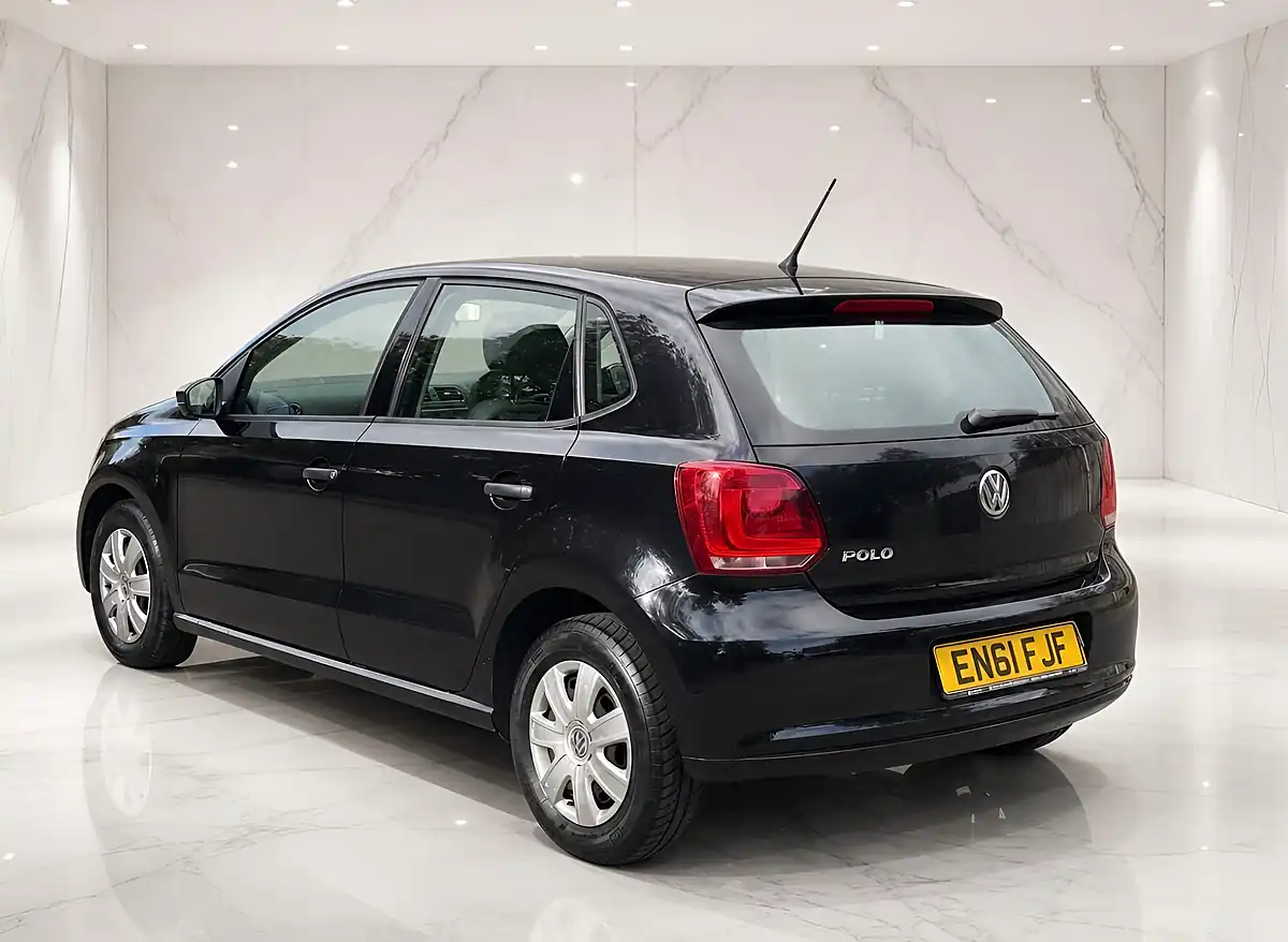 Used 2012 Volkswagen Polo S Euro 5 Black Metallic - Interior and Exterior details 5