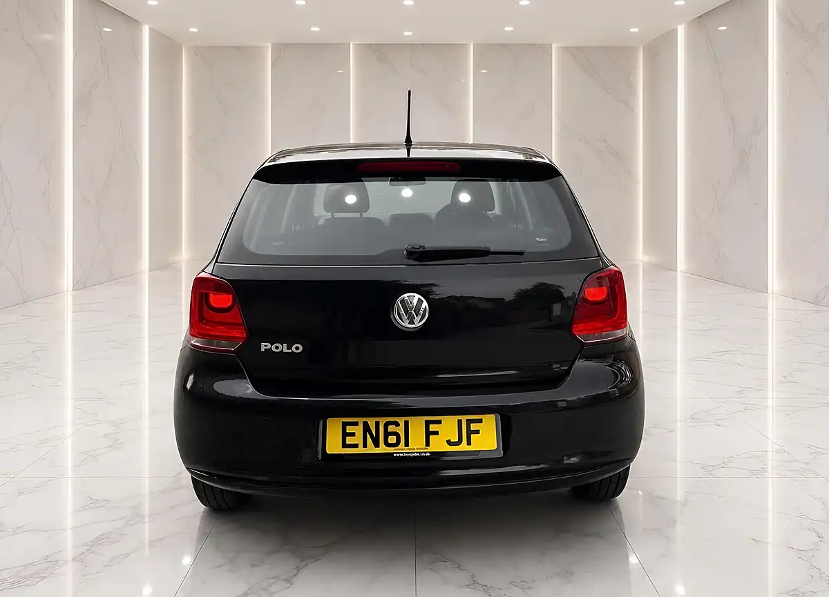 Used 2012 Volkswagen Polo S Euro 5 Black Metallic - Interior and Exterior details 6