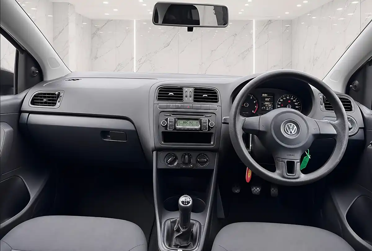 Used 2012 Volkswagen Polo S Euro 5 Black Metallic - Interior and Exterior details 9