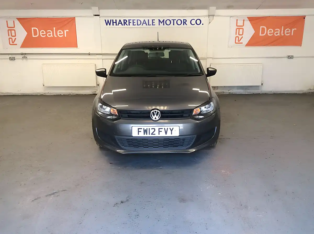 Used 2012 Volkswagen Polo S Grey - Interior and Exterior details 3