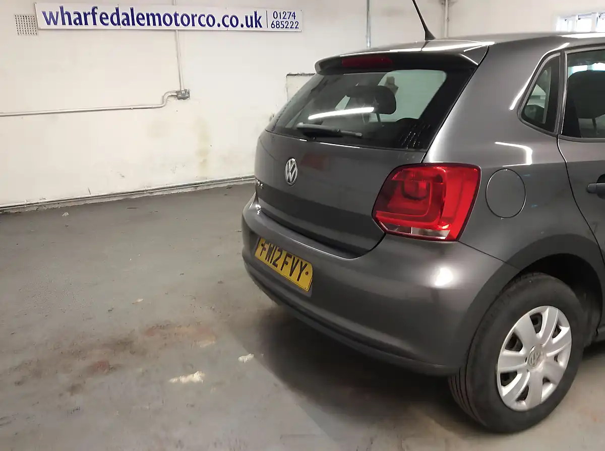 Used 2012 Volkswagen Polo S Grey - Interior and Exterior details 9