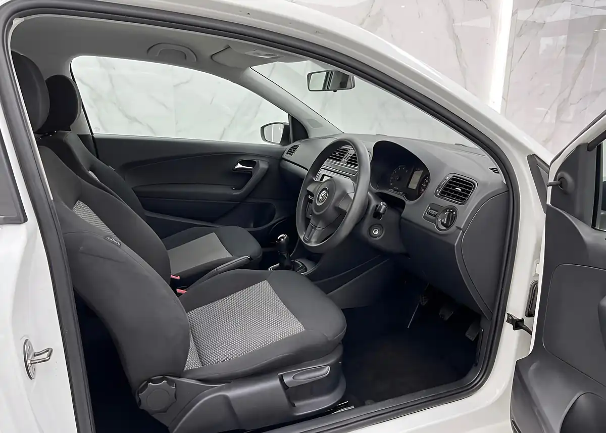Used 2012 Volkswagen Polo S White - Interior and Exterior details 8
