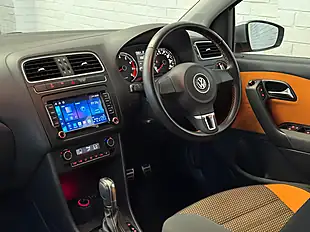 Used 2012 Volkswagen Polo Se Cross Magma Orange - Interior and Exterior details 11