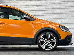 Used 2012 Volkswagen Polo Se Cross Magma Orange - Interior and Exterior details 7