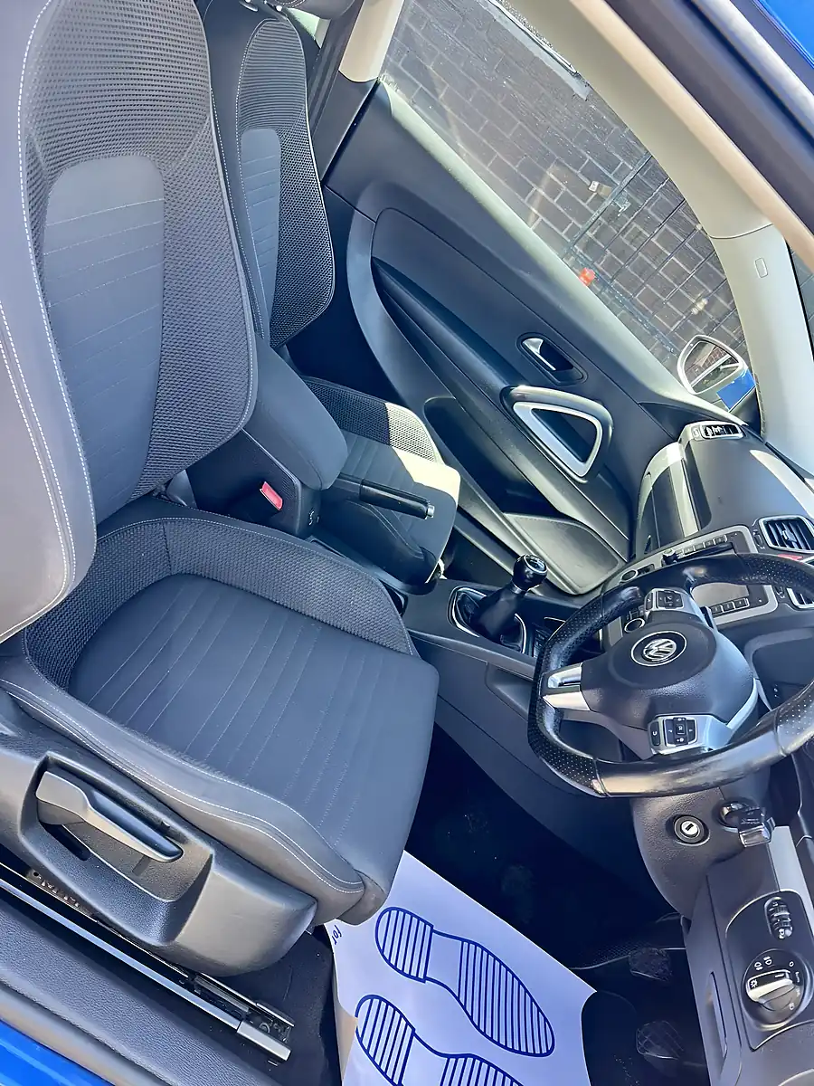 Used 2012 Volkswagen Scirocco GT Electric Metallic Blue - Interior and Exterior details 4