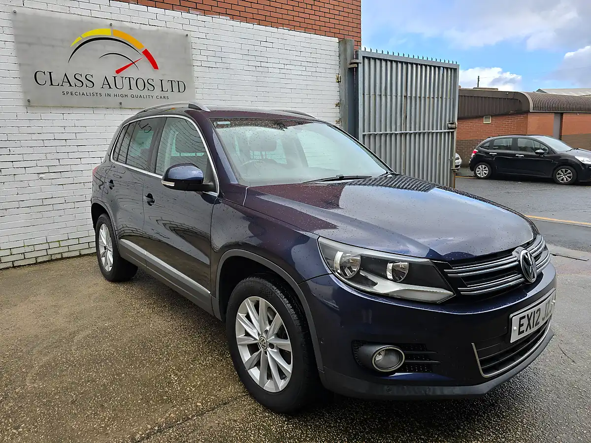 Used 2012 Volkswagen Tiguan Bluemotion Tech Se Blue - Interior and Exterior details 5