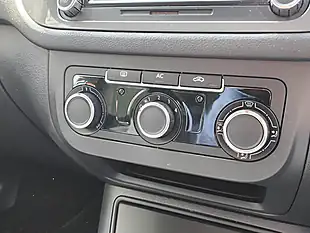Used 2012 Volkswagen Tiguan Bluemotion Tech Sport White - Interior and Exterior details 13