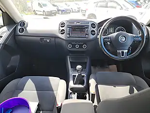 Used 2012 Volkswagen Tiguan Bluemotion Tech Sport White - Interior and Exterior details 7