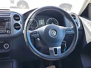 Used 2012 Volkswagen Tiguan Bluemotion Tech Sport White - Interior and Exterior details 8