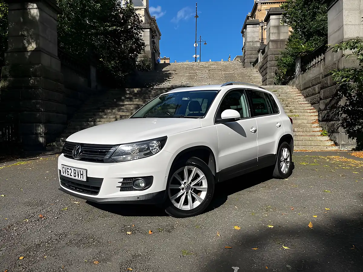 Used 2012 Volkswagen Tiguan Se Candy White - Interior and Exterior details 18