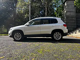 Used 2012 Volkswagen Tiguan Se Candy White - Interior and Exterior details 2