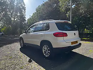Used 2012 Volkswagen Tiguan Se Candy White - Interior and Exterior details 3