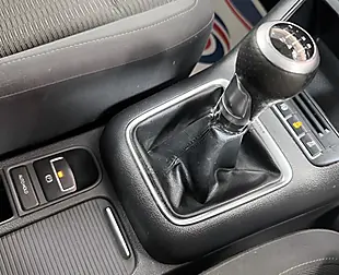 Used 2012 Volkswagen Tiguan Se White - Interior and Exterior details 11