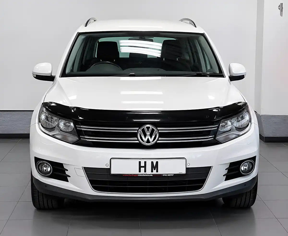 Used 2012 Volkswagen Tiguan Se White - Interior and Exterior details 5