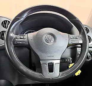 Used 2012 Volkswagen Tiguan Se White - Interior and Exterior details 8