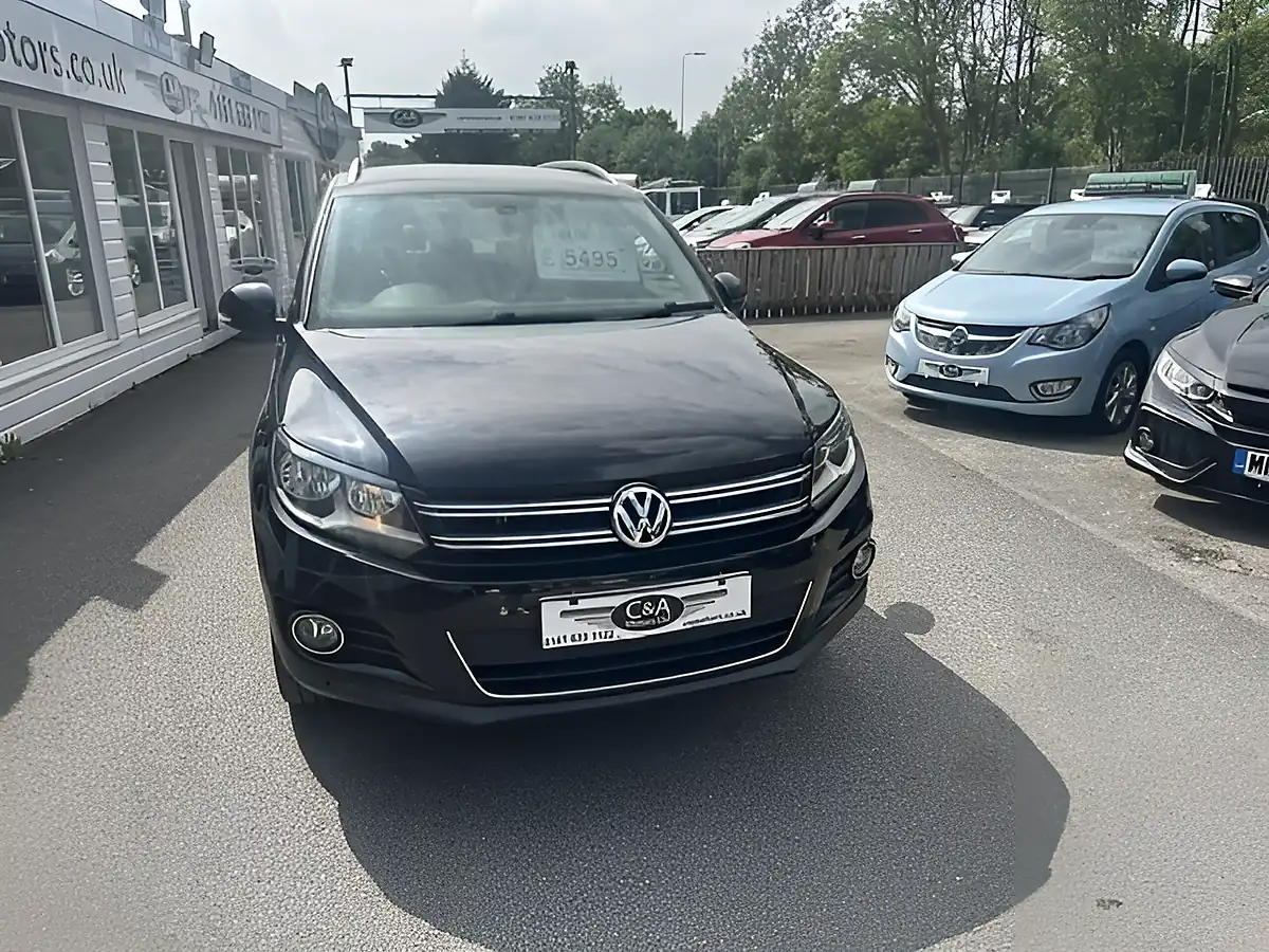 Used 2012 Volkswagen Tiguan Sport Black - Interior and Exterior details 2
