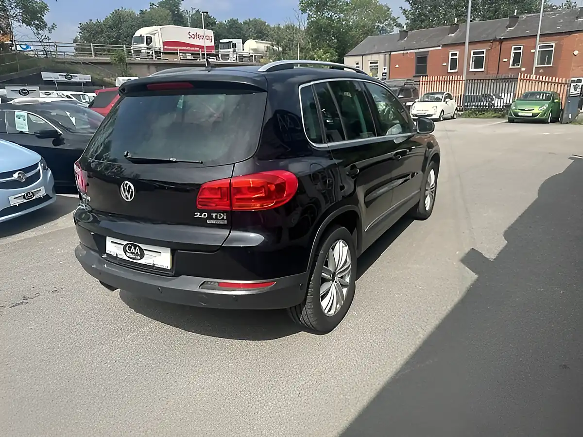 Used 2012 Volkswagen Tiguan Sport Black - Interior and Exterior details 4