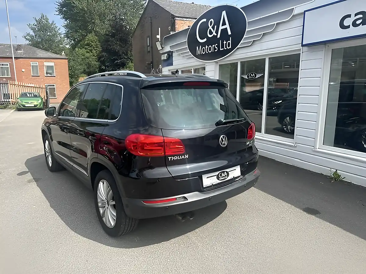 Used 2012 Volkswagen Tiguan Sport Black - Interior and Exterior details 9