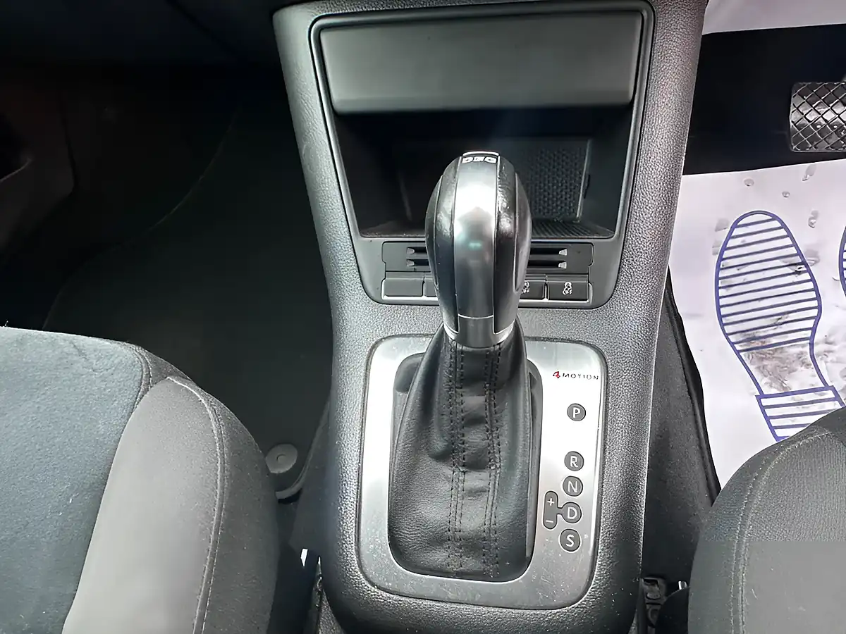 Used 2012 Volkswagen Tiguan Sport Blue - Interior and Exterior details 18