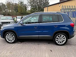 Used 2012 Volkswagen Tiguan Sport Blue - Interior and Exterior details 4