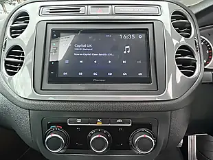 Used 2012 Volkswagen Tiguan Sport White - Interior and Exterior details 15