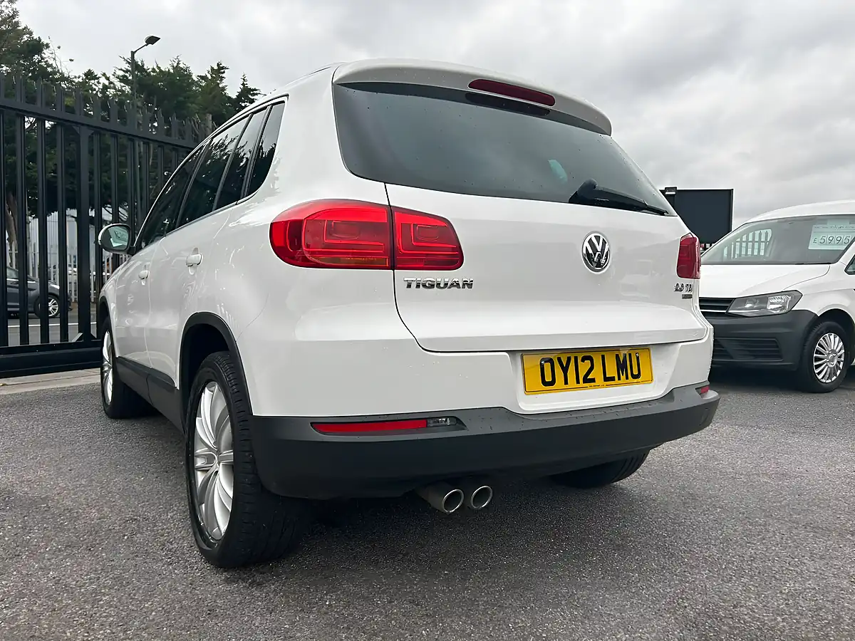 Used 2012 Volkswagen Tiguan Sport White - Interior and Exterior details 4