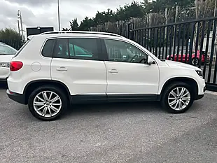 Used 2012 Volkswagen Tiguan Sport White - Interior and Exterior details 7