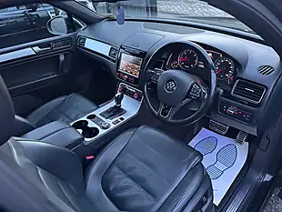 Used 2012 Volkswagen Touareg Altitude Black - Interior and Exterior details 3