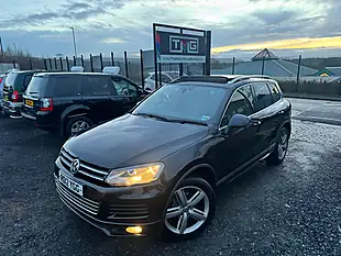 Used 2012 Volkswagen Touareg Altitude Black - Interior and Exterior details 4