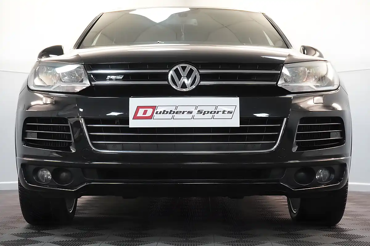 Used 2012 Volkswagen Touareg Altitude Black - Interior and Exterior details 19