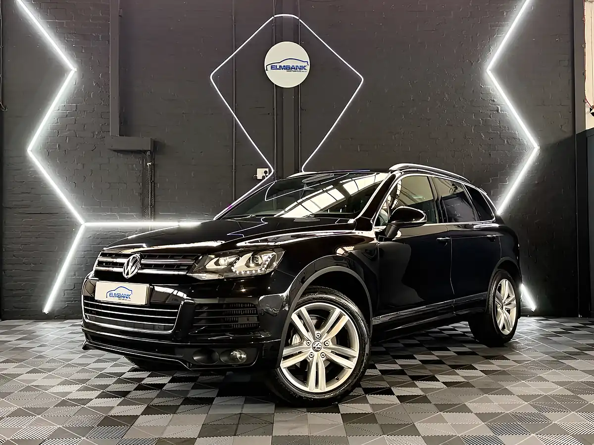 Used 2012 Volkswagen Touareg Altitude Metallic Black - Front View