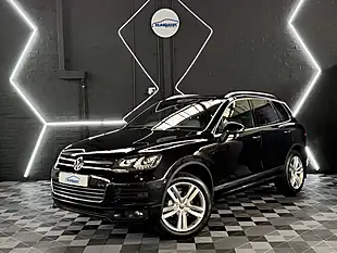 Used 2012 Volkswagen Touareg Altitude Metallic Black - Interior and Exterior details 6