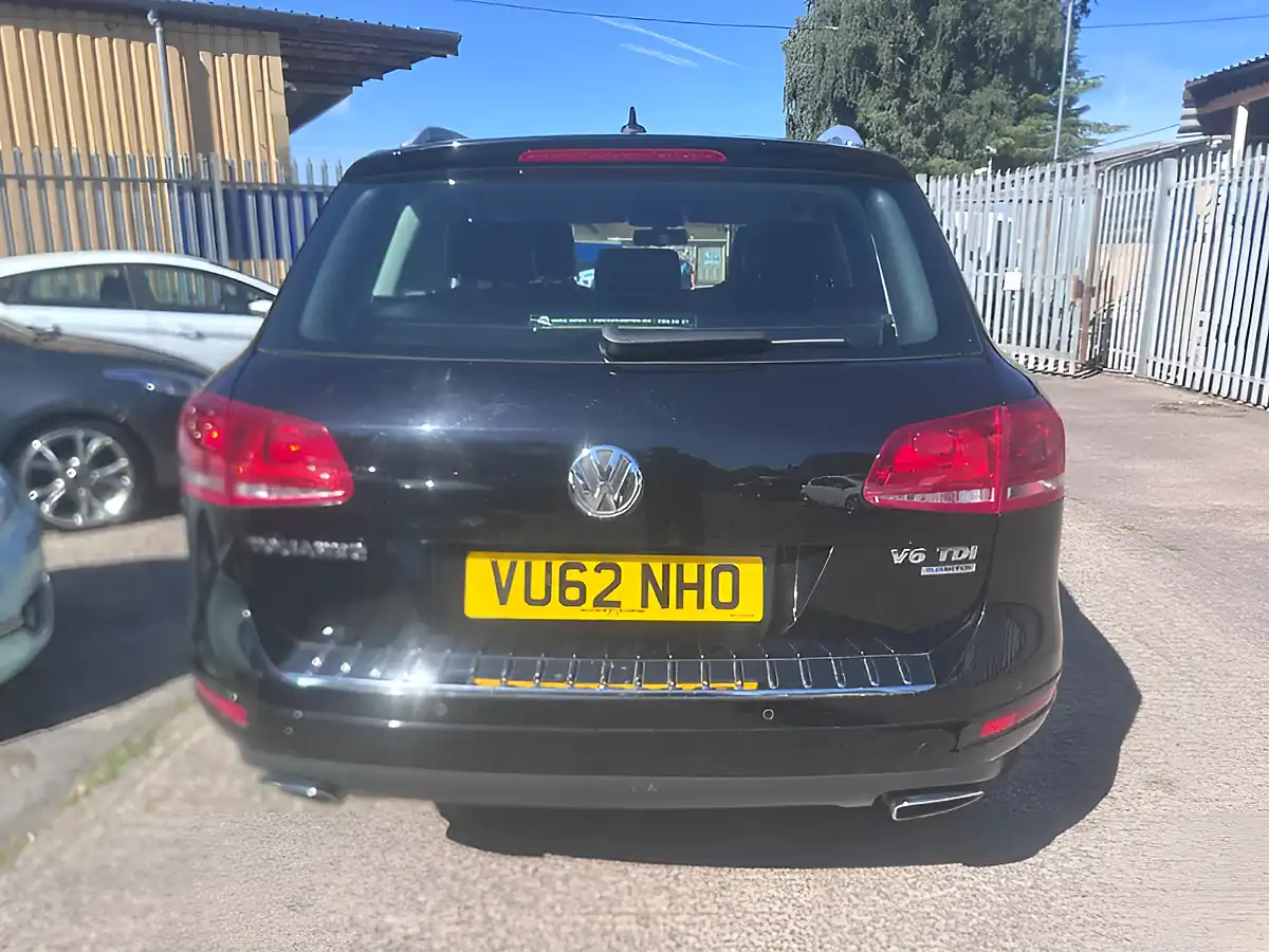 Used 2012 Volkswagen Touareg Se Black - Interior and Exterior details 5
