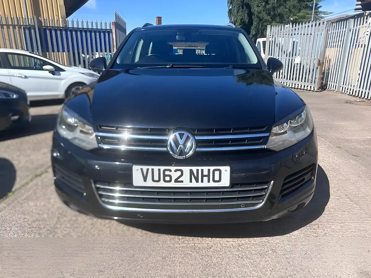 Used 2012 Volkswagen Touareg Se Black - Interior and Exterior details 6