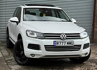 Used 2012 Volkswagen Touareg Se White - Interior and Exterior details 10