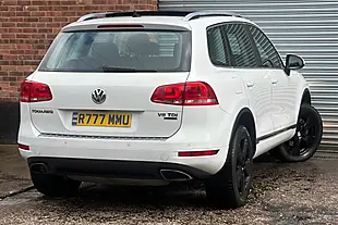 Used 2012 Volkswagen Touareg Se White - Interior and Exterior details 6