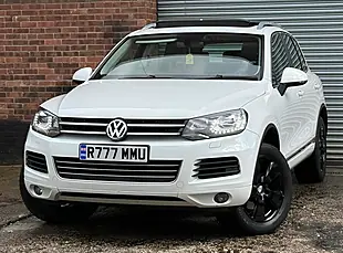 Used 2012 Volkswagen Touareg Se White - Interior and Exterior details 9