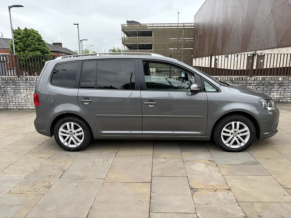 Used 2012 Volkswagen Touran Se Grey - Interior and Exterior details 2