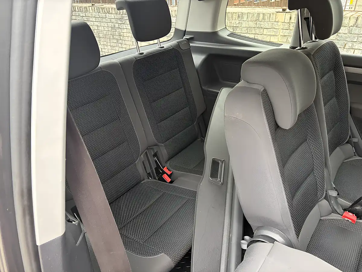 Used 2012 Volkswagen Touran Se Grey - Interior and Exterior details 9